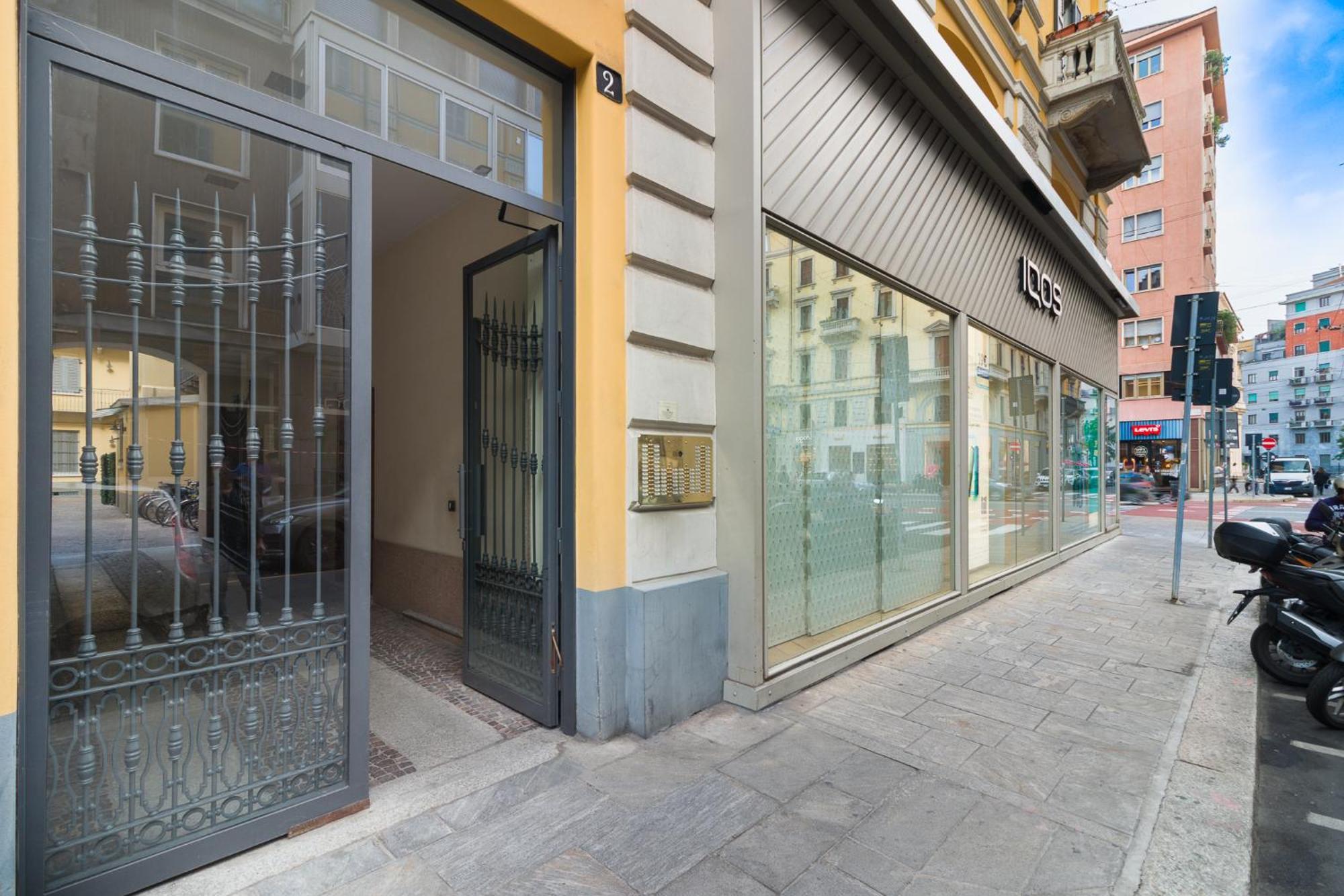 Art Combo In Porta Venezia, Milano Apartment Bagian luar foto